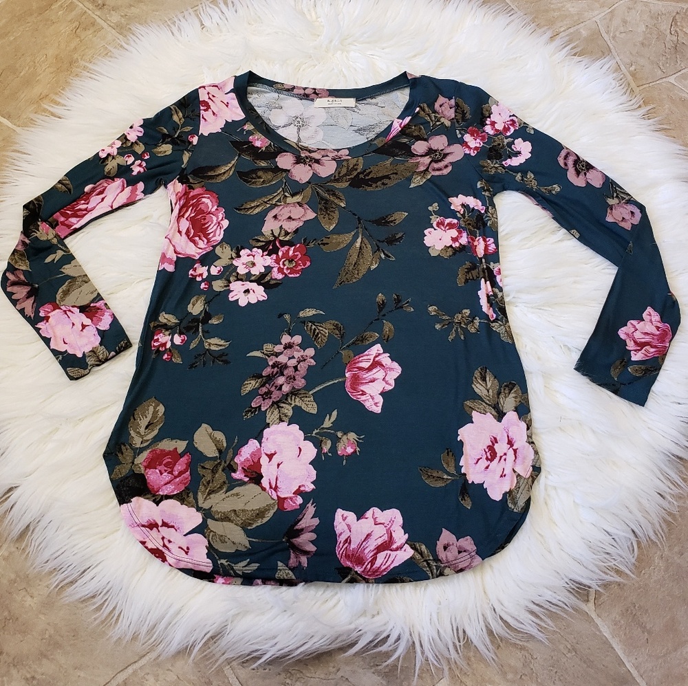 Floral Top Green - Picture 9 of 9
